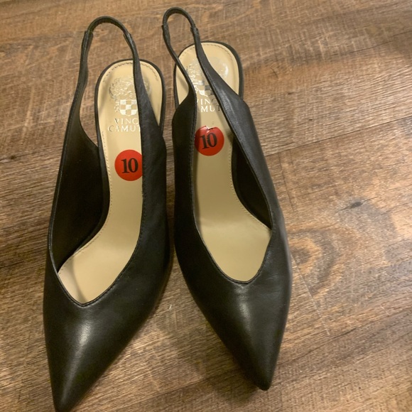 Vince Camuto - Picture 1 of 2